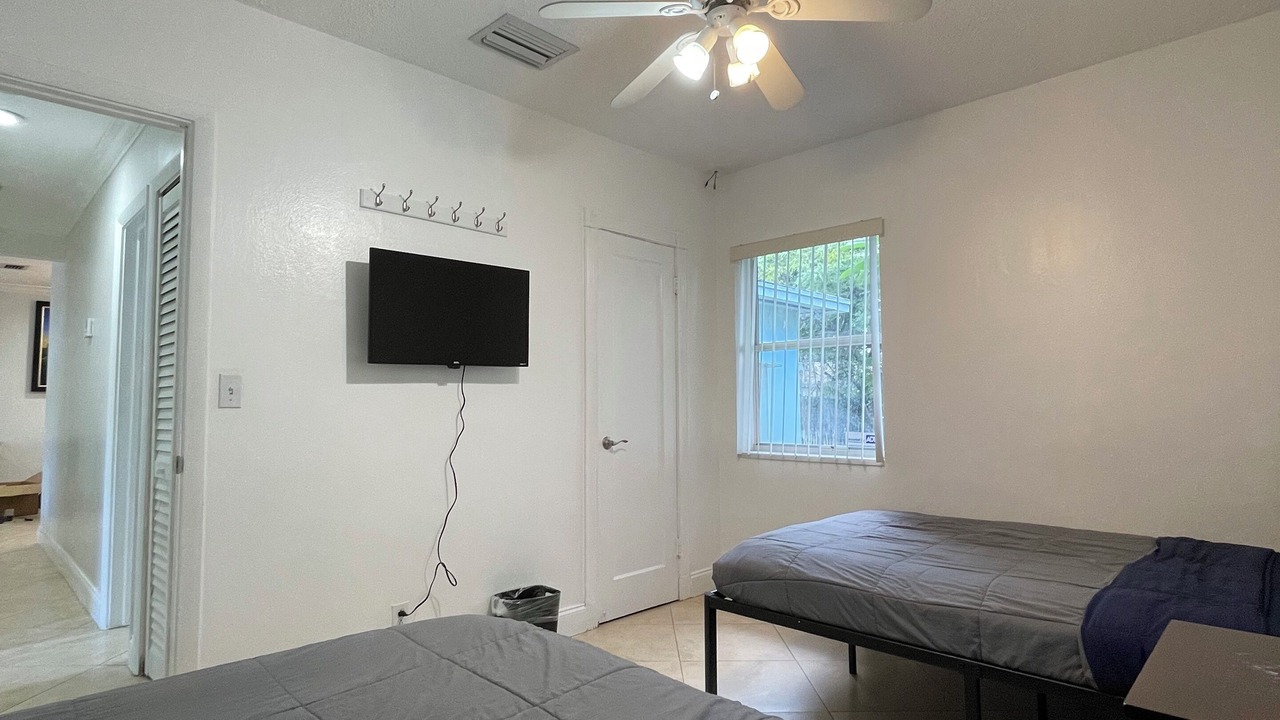 Photo of Bedroom in Country Club Park