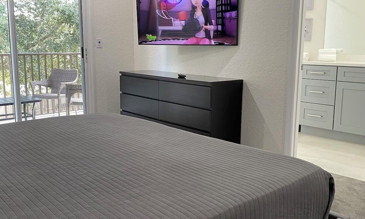 Photo of Bedroom in Regal Palms
