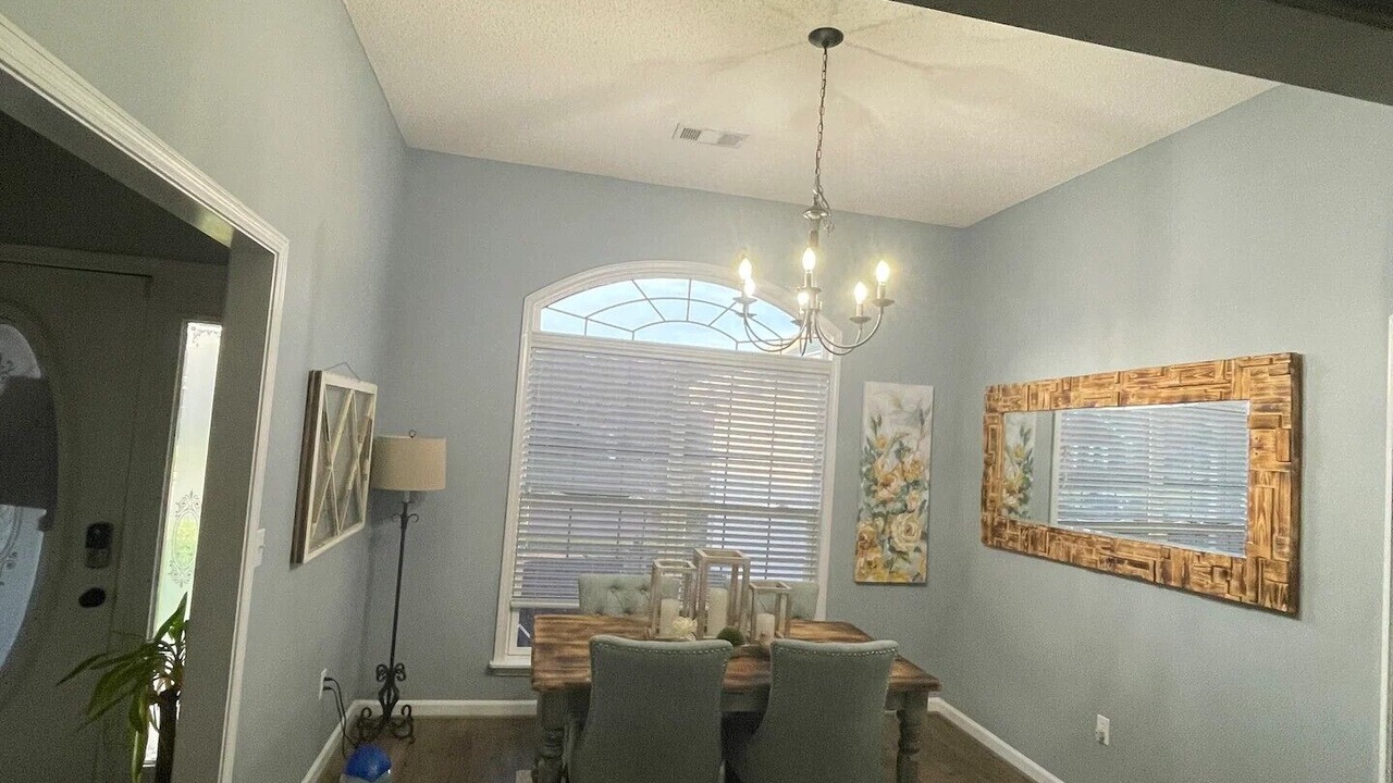 Photo of Livingroom in Northport