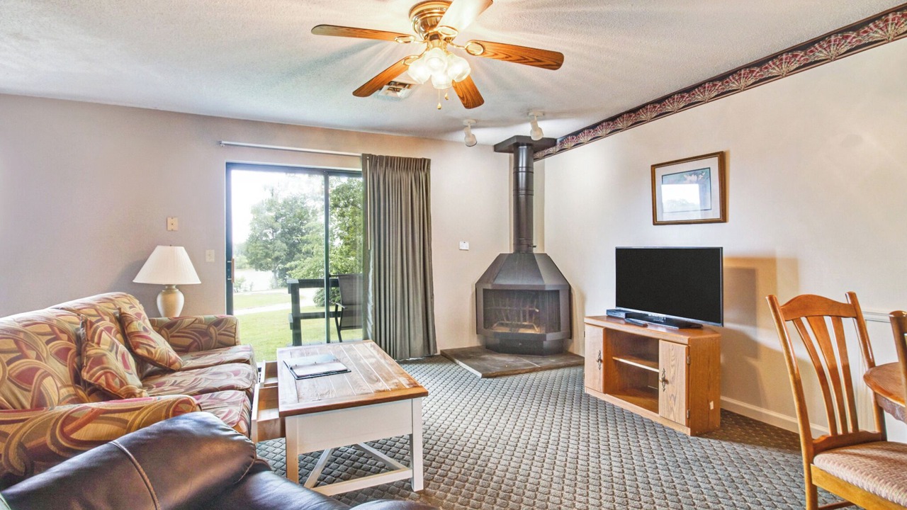 Photo of Livingroom in Lake Tansi