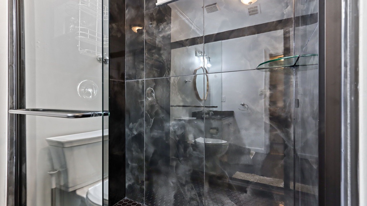Photo of Bathroom in South Tuxedo Park