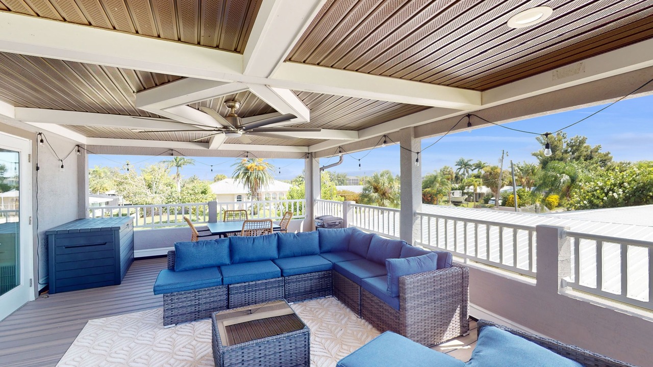 Photo of Patio Balcony in Charlotte Harbor