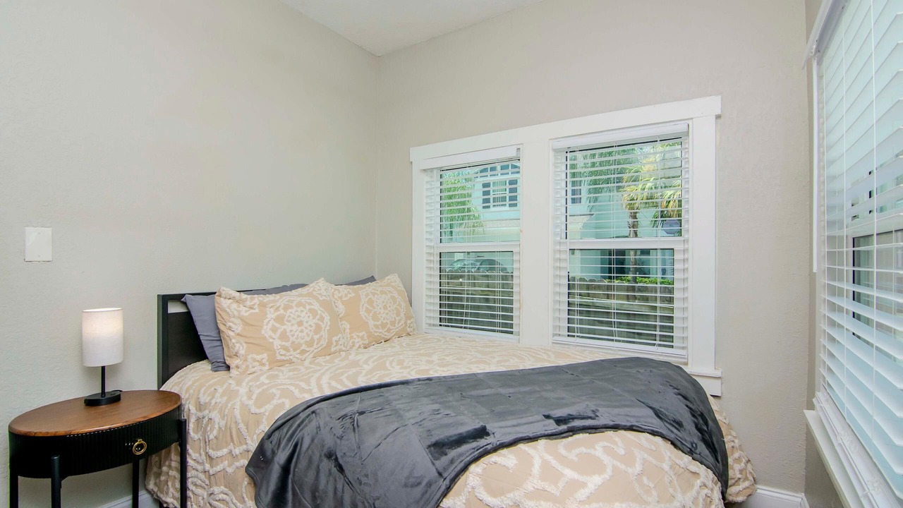 Photo of Bedroom in Tampa Heights
