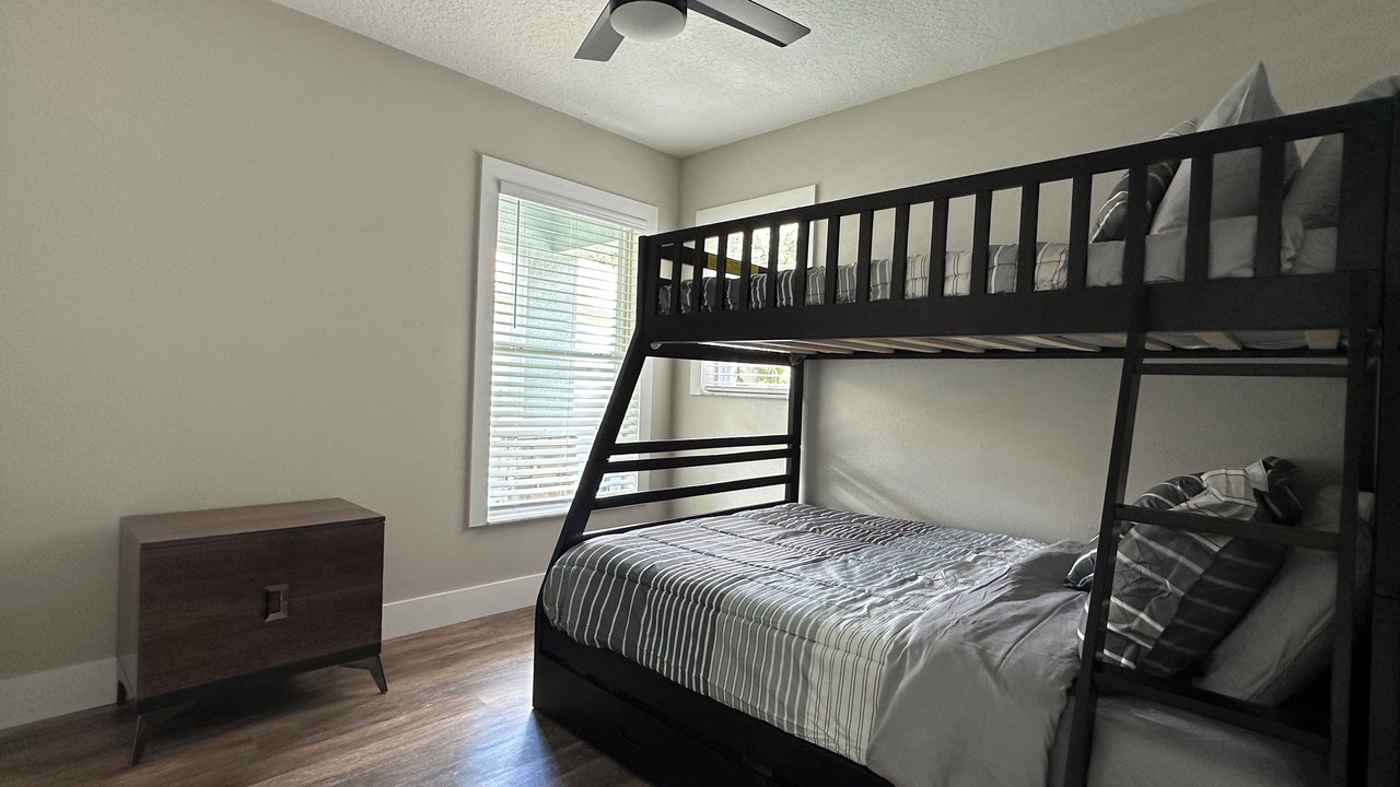 Photo of Bedroom in Seffner Community Alliance