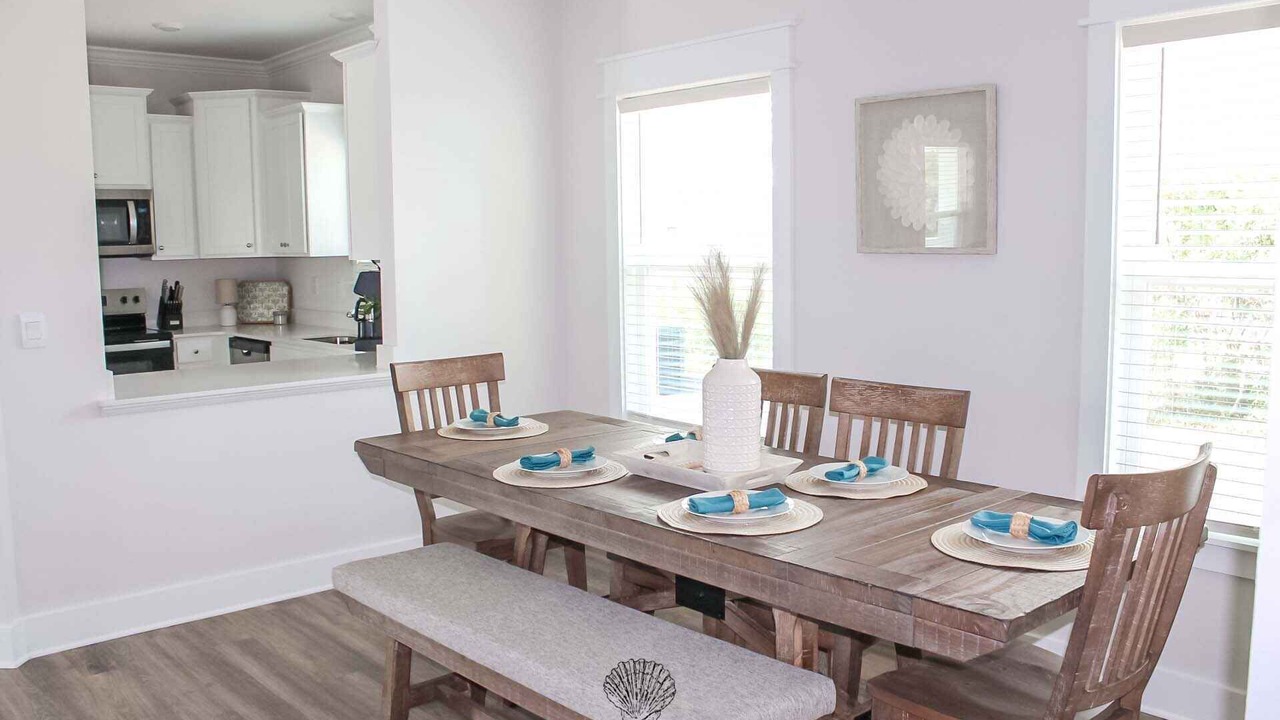 Photo of Livingroom in Carrabelle