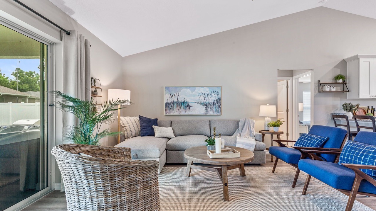 Photo of Livingroom in Summerfield