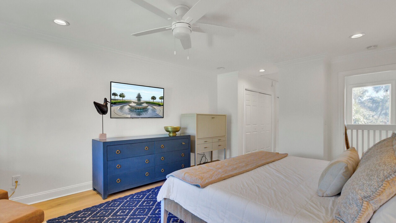 Photo of Bedroom in Twin Oaks