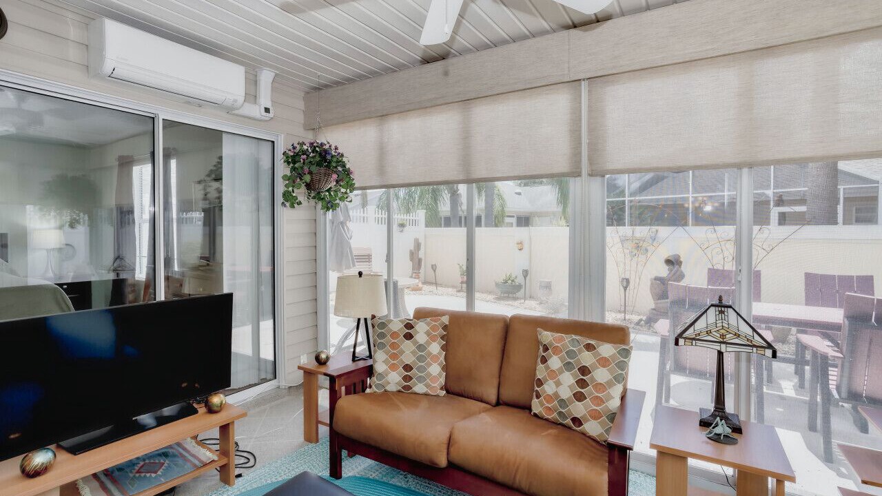 Photo of Livingroom in Duval