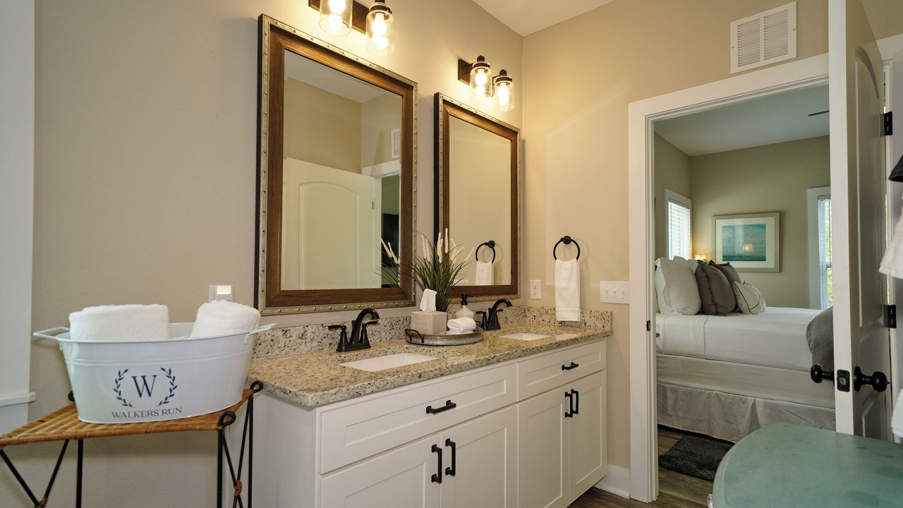 Photo of Bathroom in Jennings