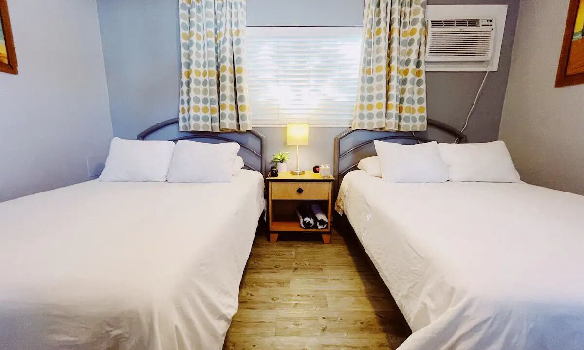 Photo of Bedroom in Lauderdale-by-the-Sea