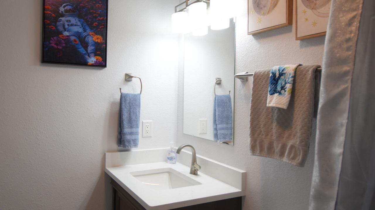 Photo of Bathroom in Cocoa Isles Country Club
