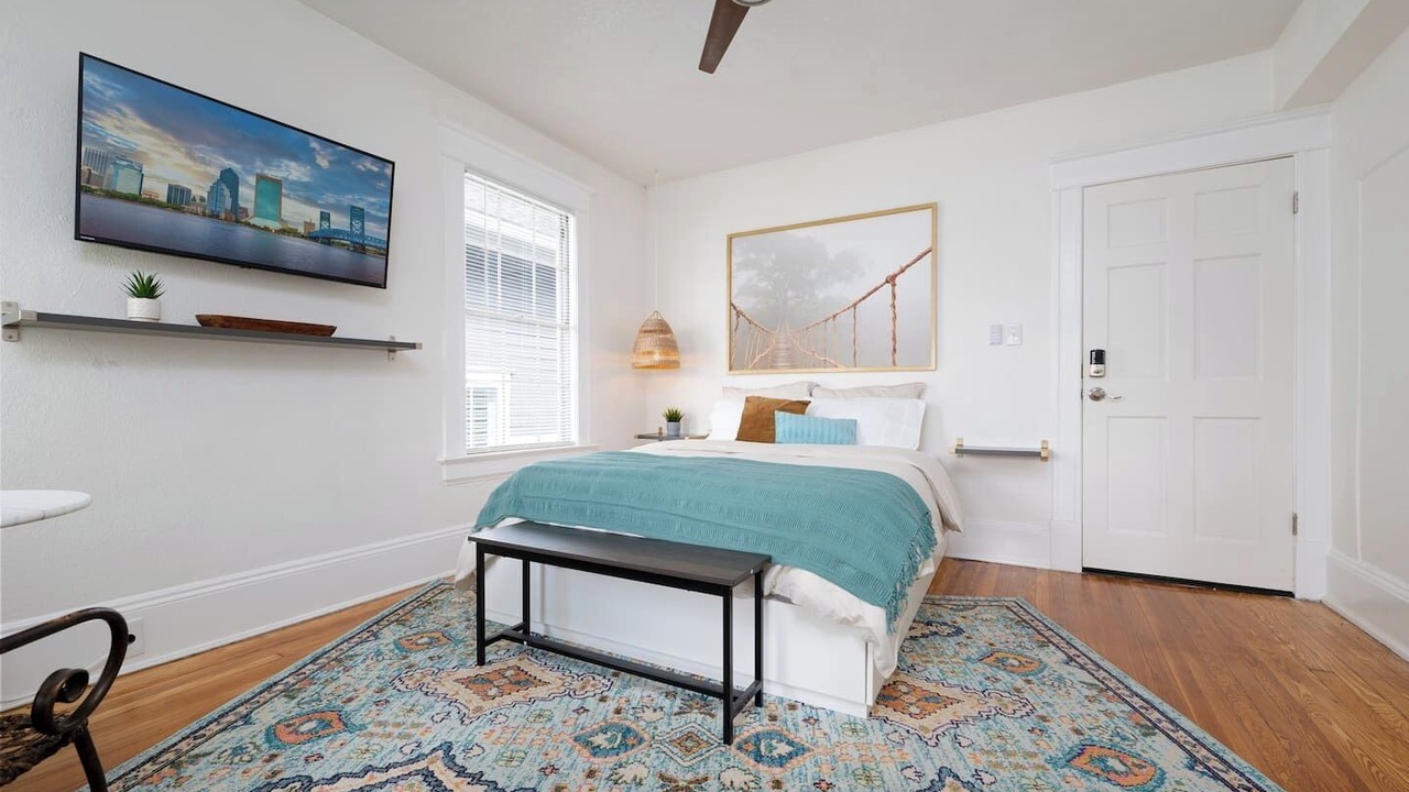 Photo of Bedroom in Riverside