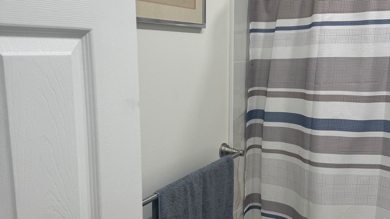 Photo of Bathroom in Lauderhill