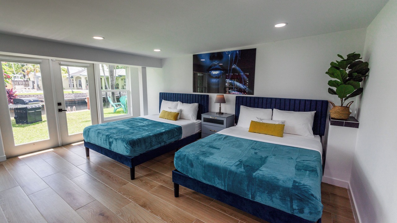 Photo of Bedroom in Lauderdale Isles