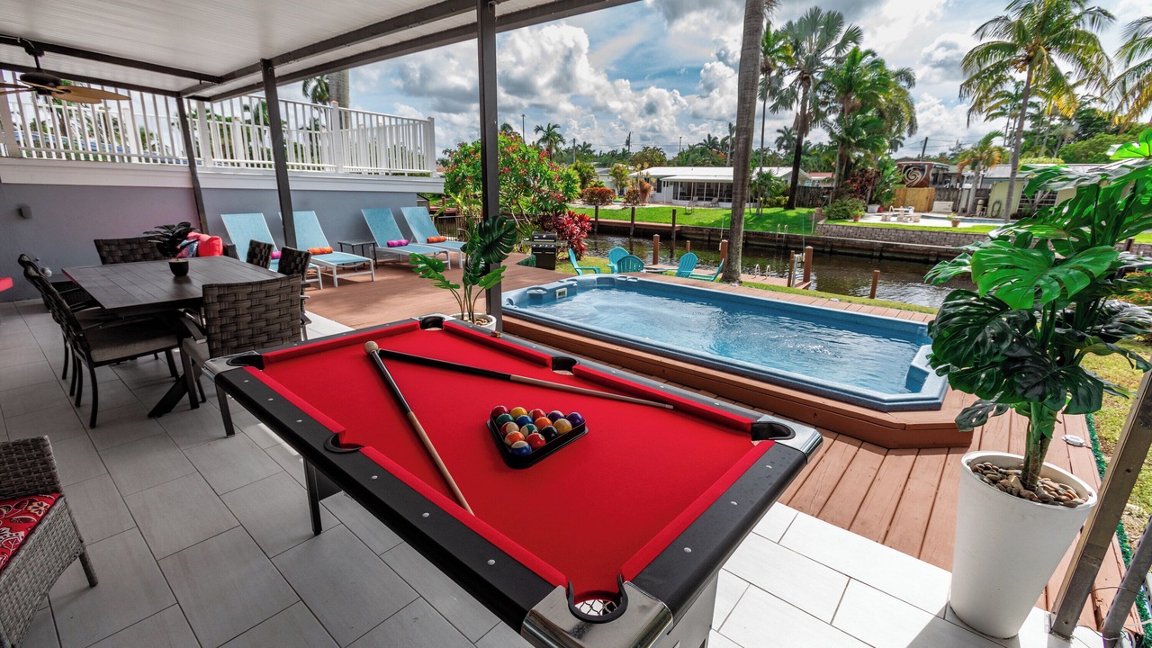 Photo of Outdoor in Lauderdale Isles