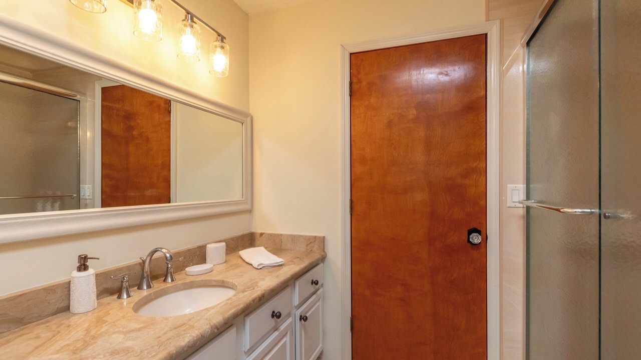 Photo of Bathroom in Williston