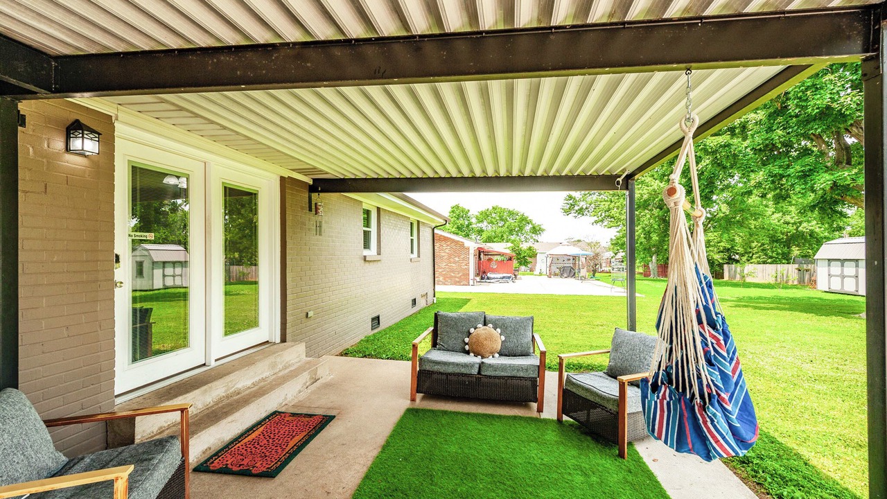 Photo of Patio Balcony in Gallatin