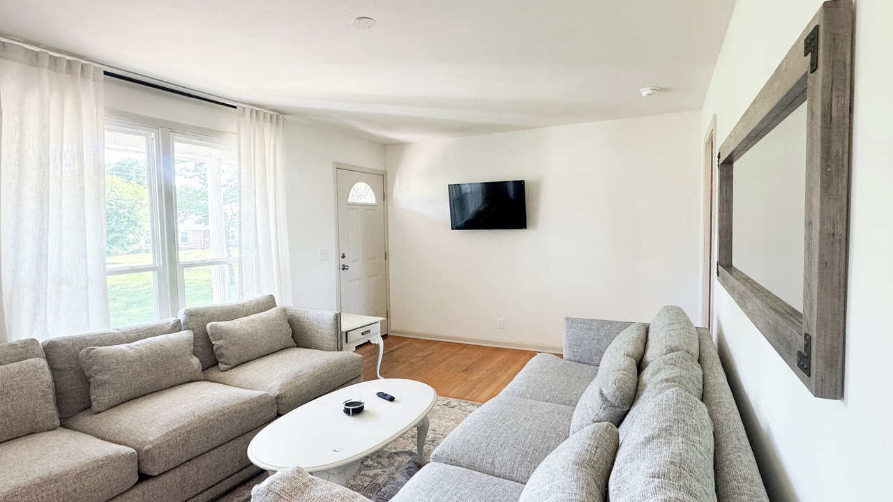 Photo of Livingroom in Gallatin