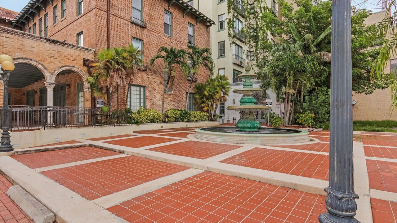 Photo of Outdoor in Downtown Historic District