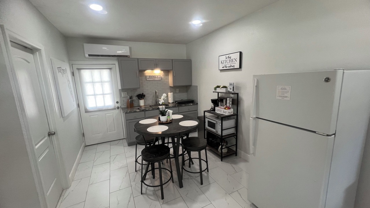 Photo of Kitchen in Lakeland Highlands
