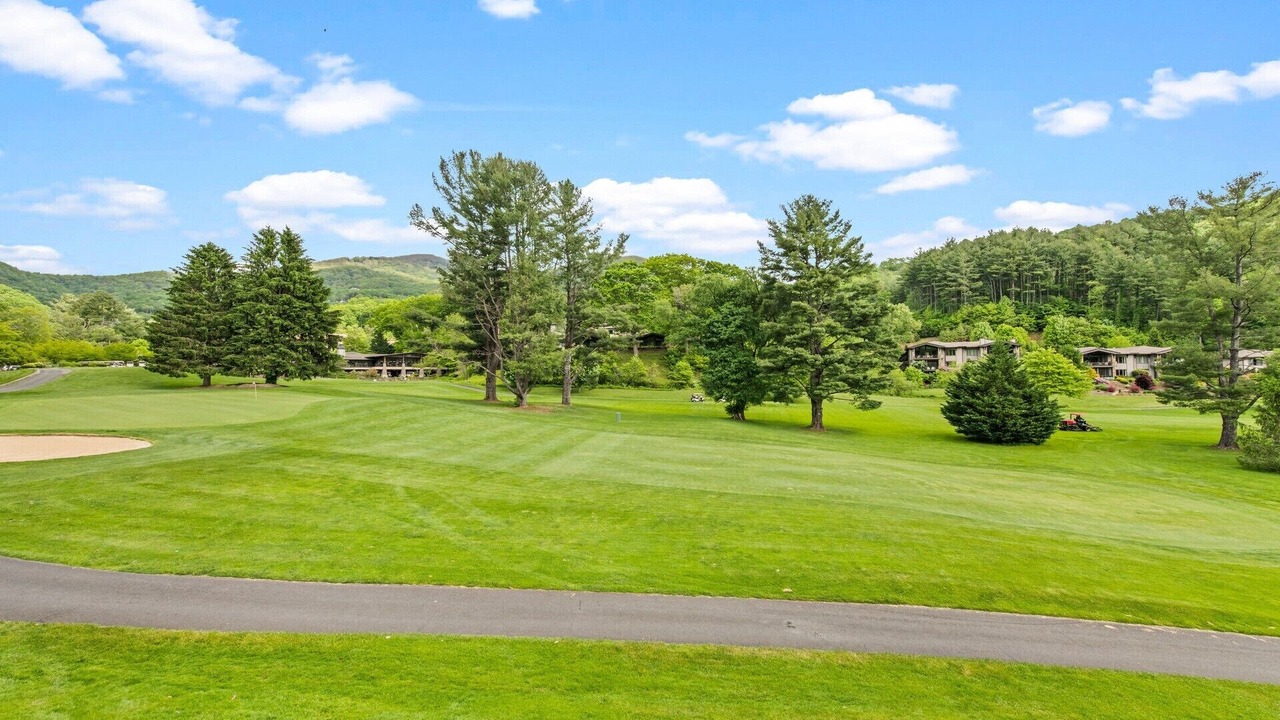 Photo of Others in Maggie Valley