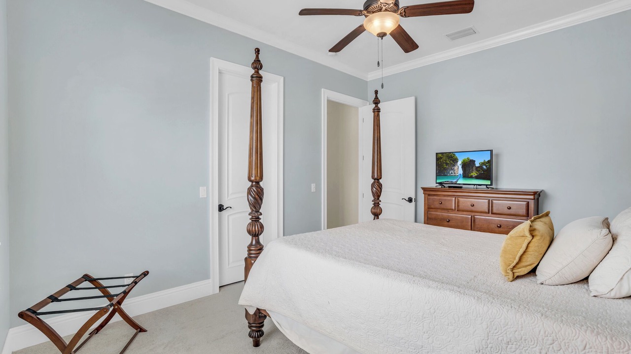 Photo of Bedroom in Lochmoor Waterway Estates