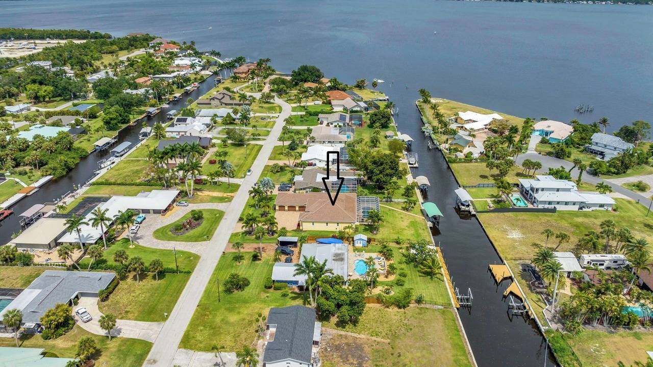 Photo of Outdoor in Lochmoor Waterway Estates