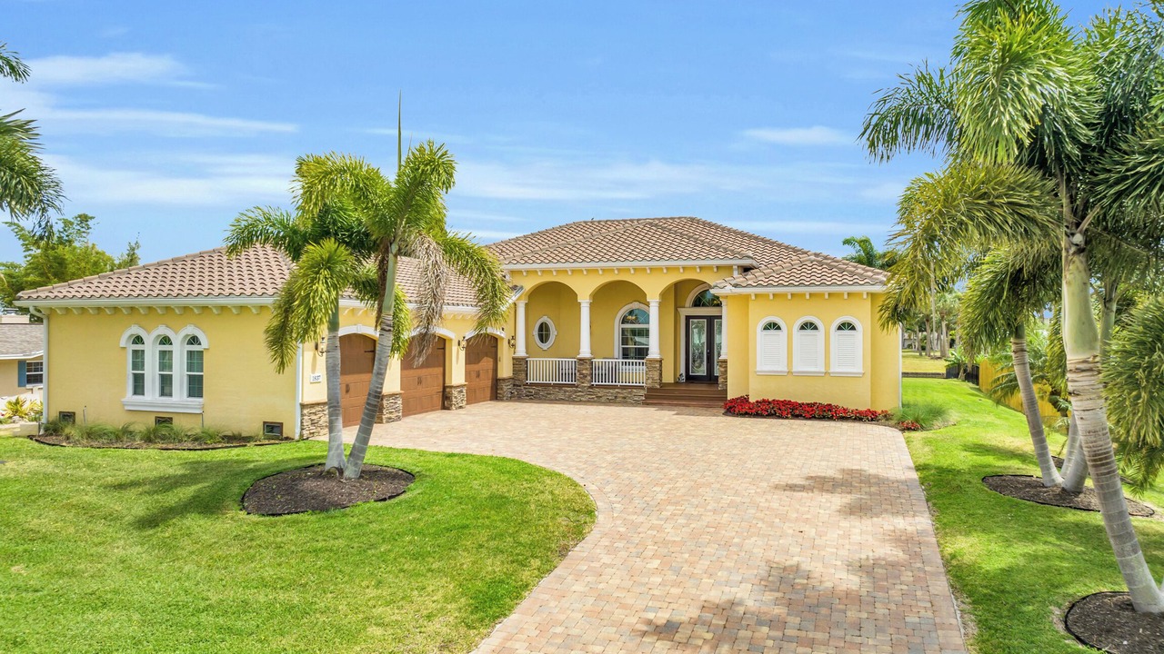 Photo of Outdoor in Lochmoor Waterway Estates