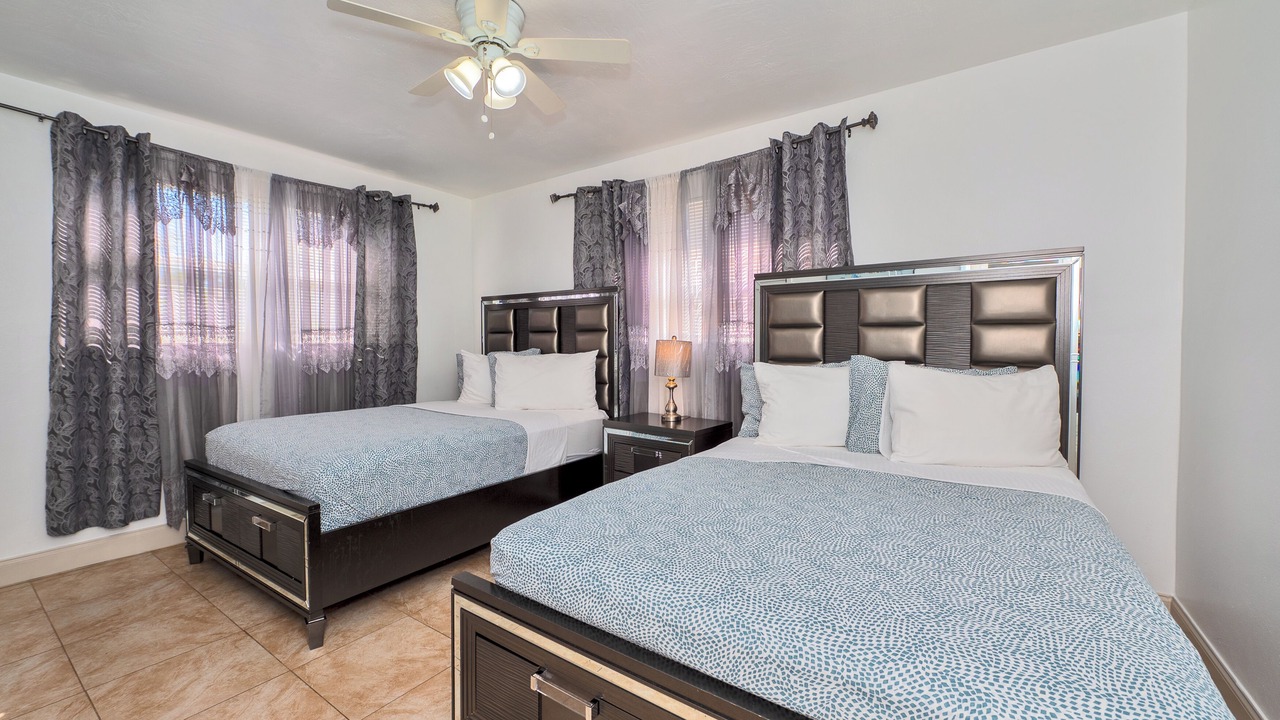 Photo of Bedroom in Miramar