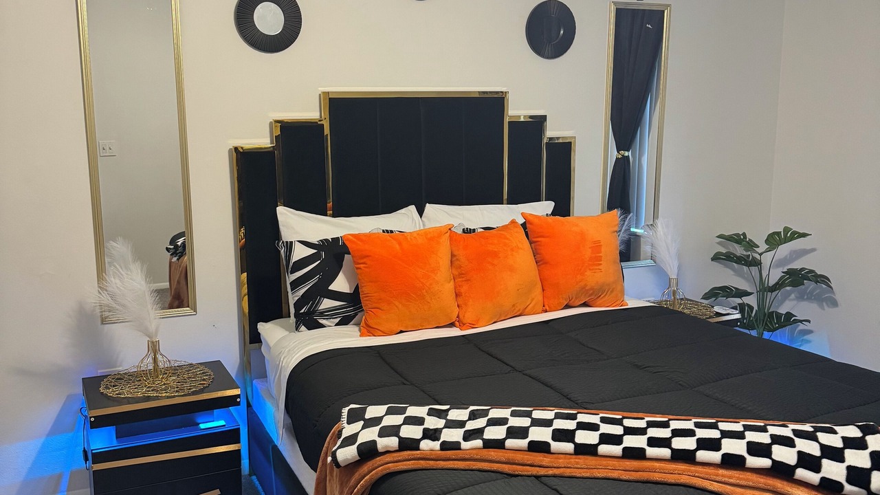 Photo of Bedroom in North Lauderdale
