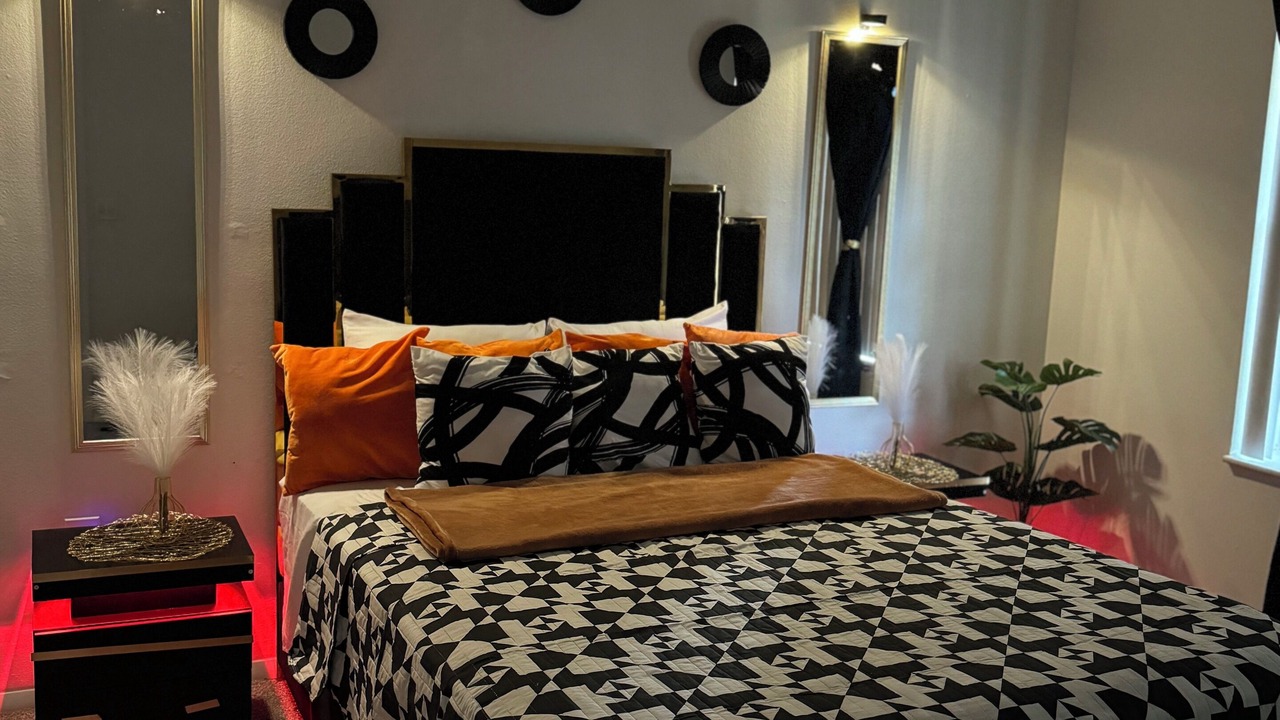 Photo of Bedroom in North Lauderdale