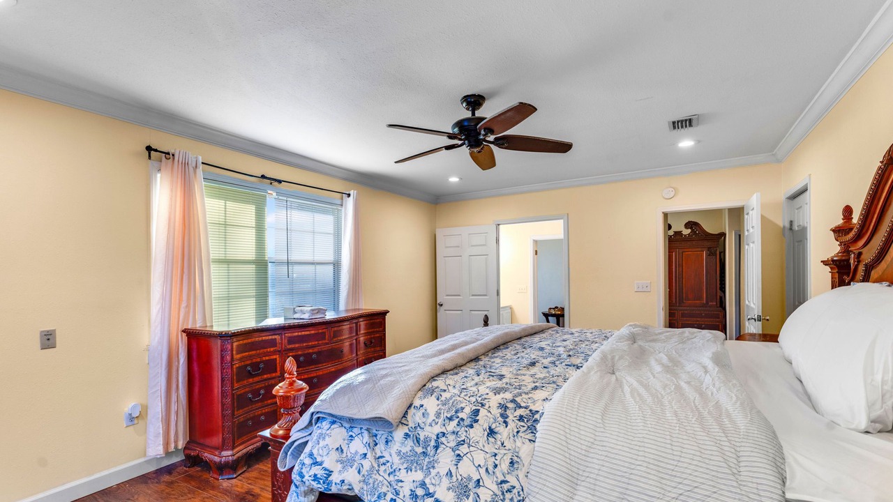 Photo of Bedroom in Apalachicola
