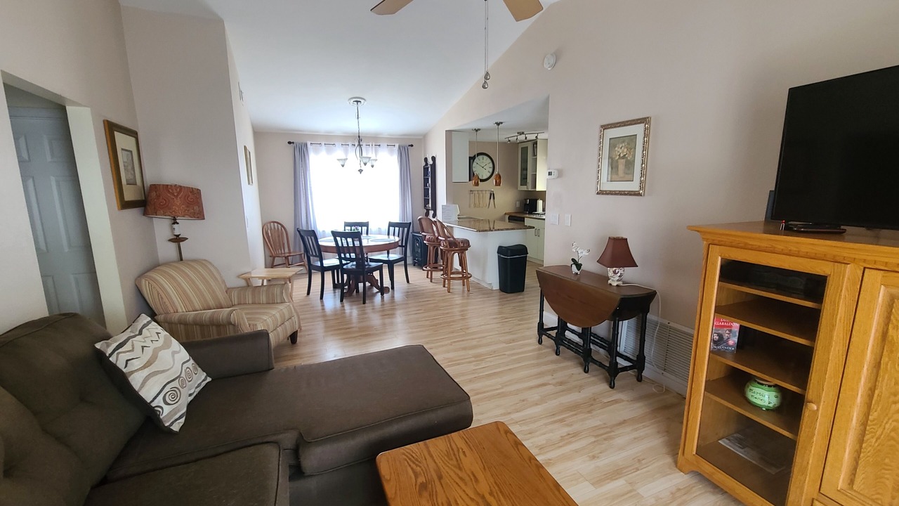 Photo of Livingroom in Arlington Park
