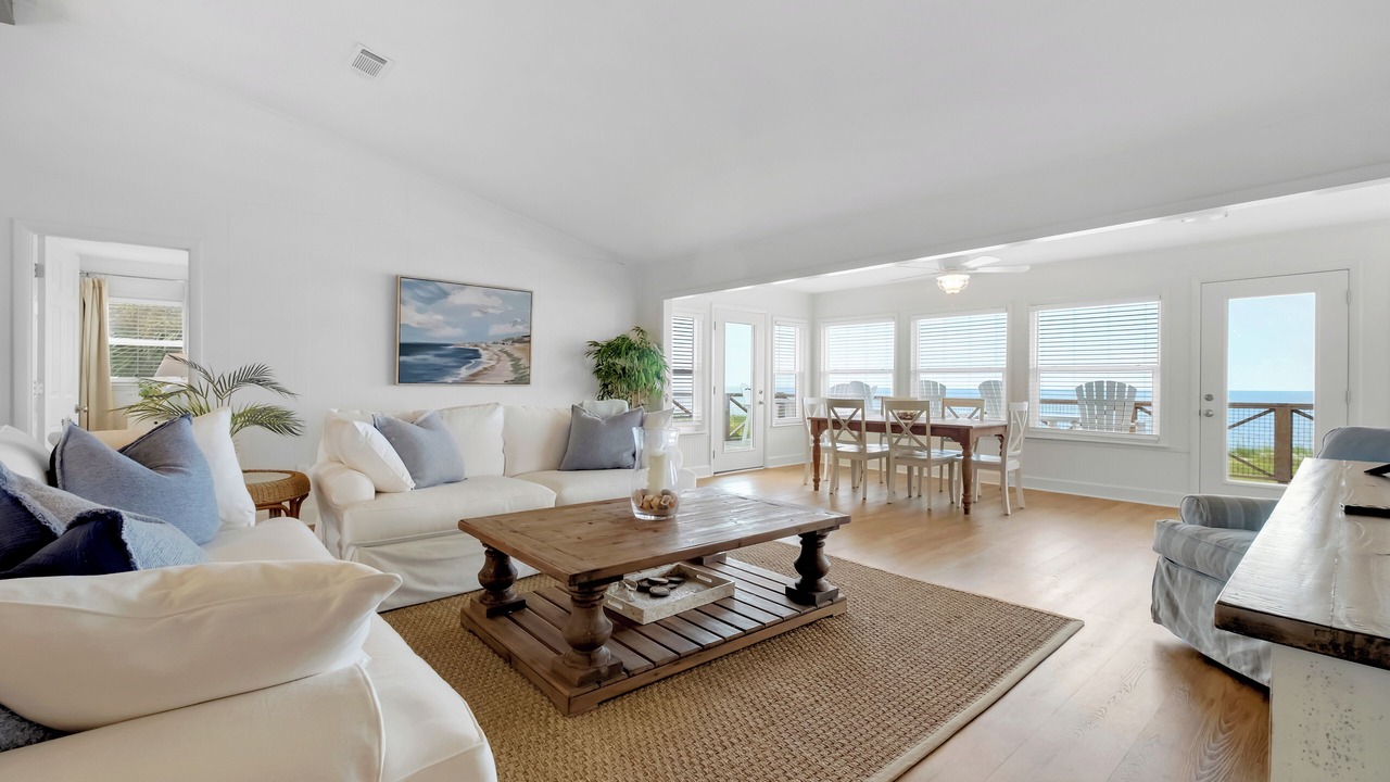 Photo of Livingroom in Alligator Point