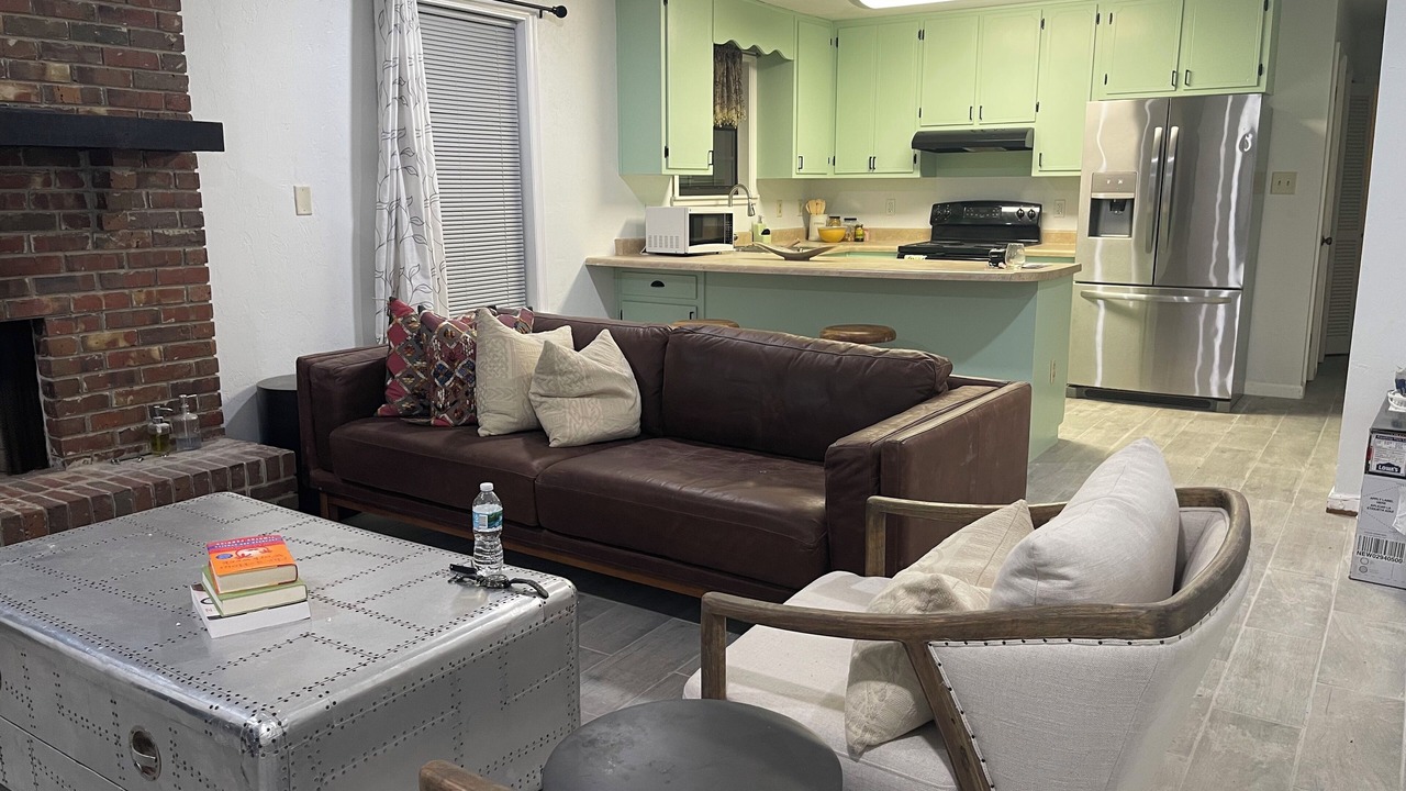 Photo of Livingroom in Tallahassee
