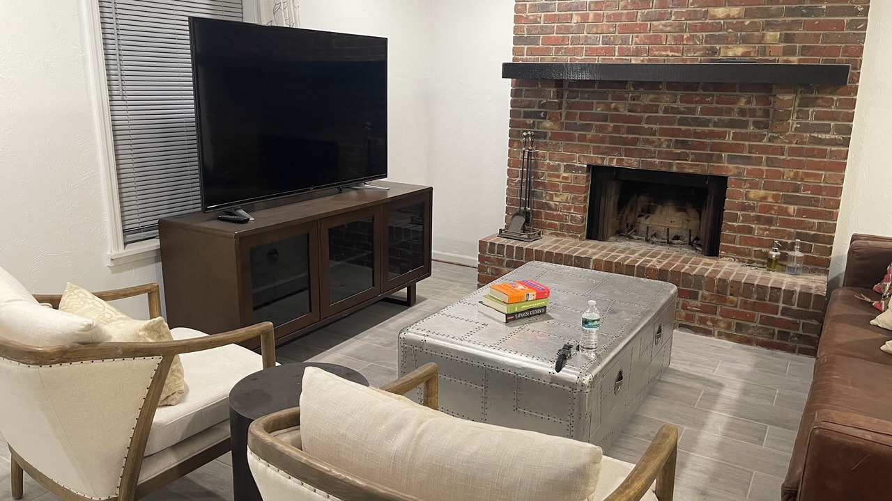 Photo of Livingroom in Tallahassee