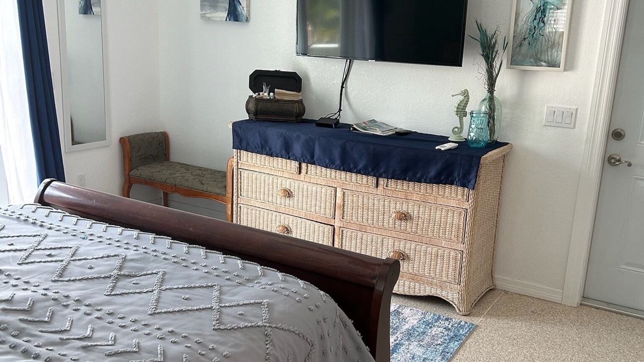 Photo of Bedroom in Gulf Cove