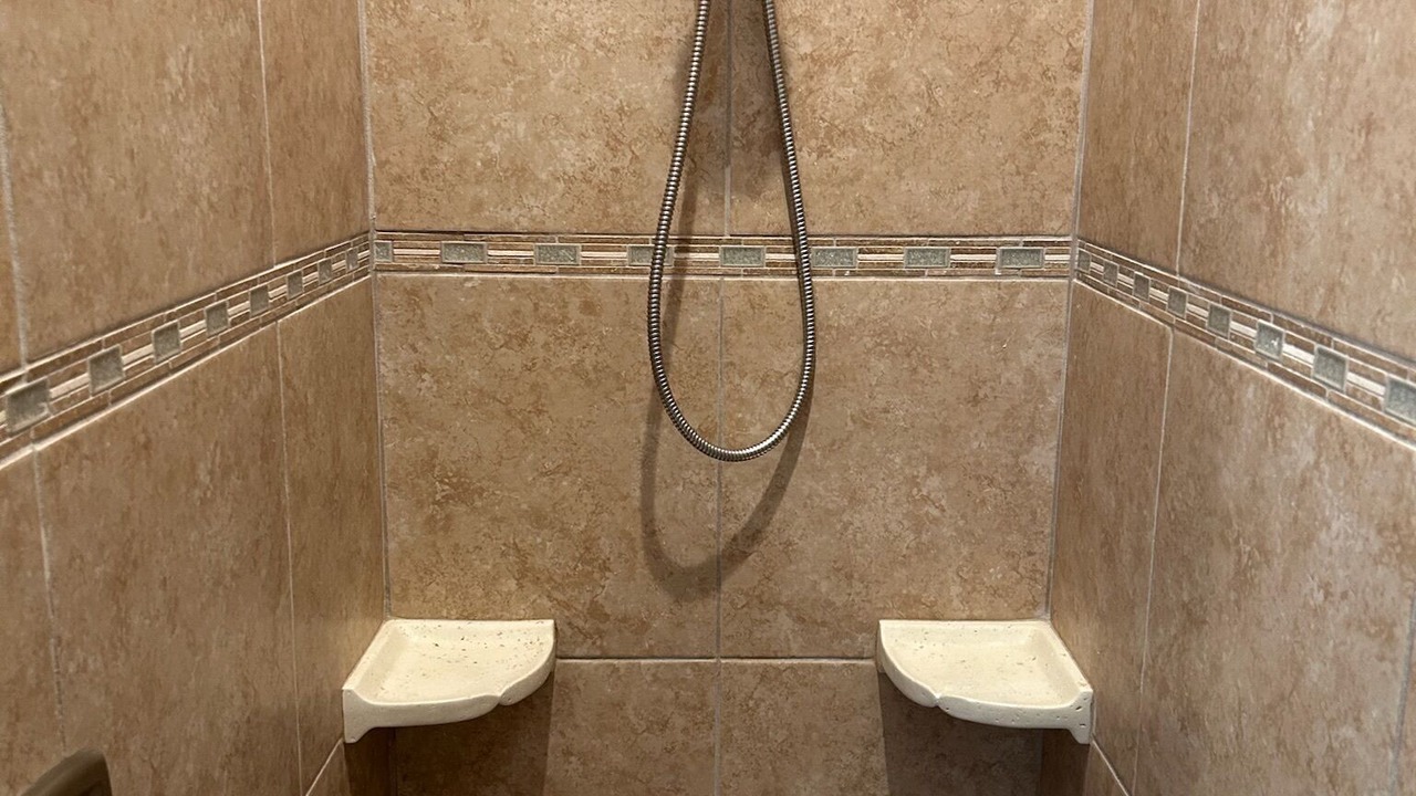 Photo of Bathroom in Gulf Cove