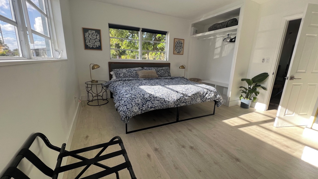 Photo of Bedroom in Miami Gardens