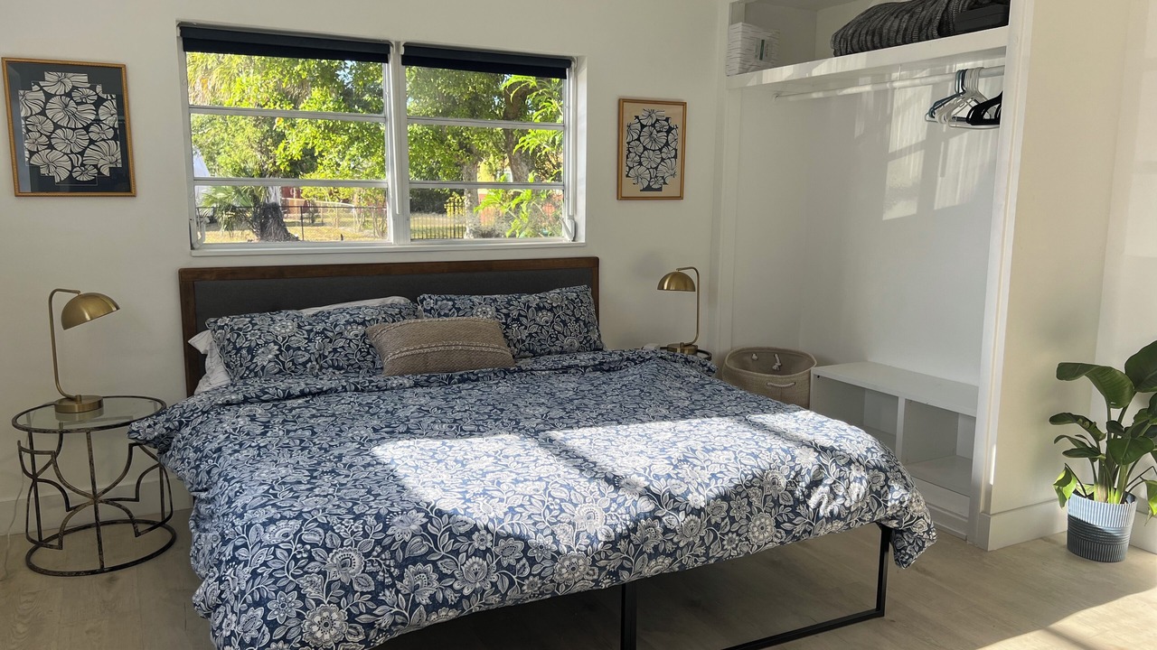 Photo of Bedroom in Miami Gardens