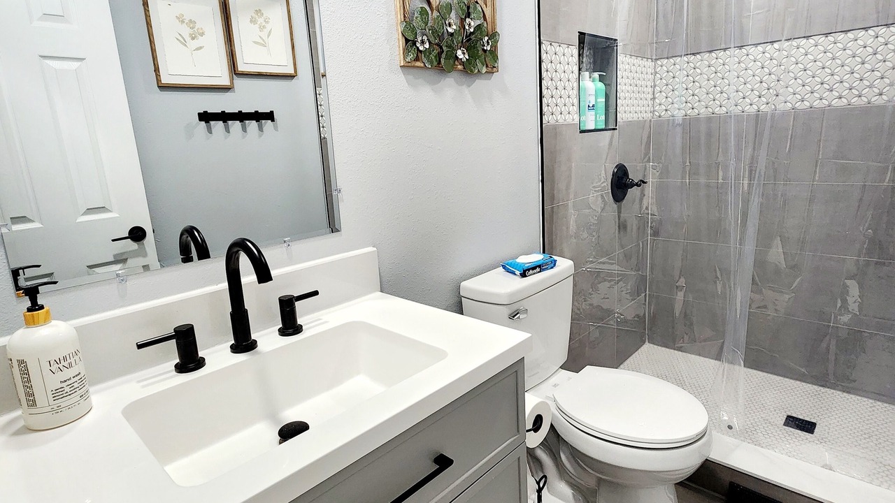 Photo of Bathroom in Lakeland