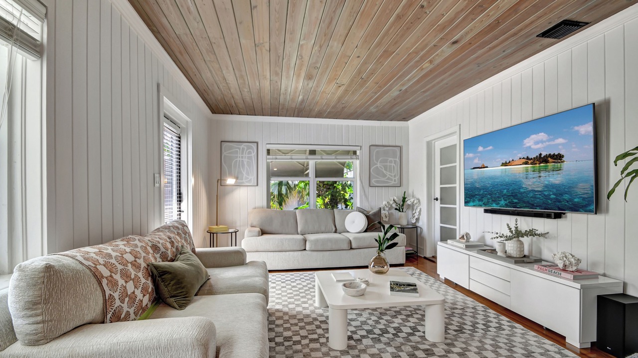 Photo of Livingroom in Mango Groves