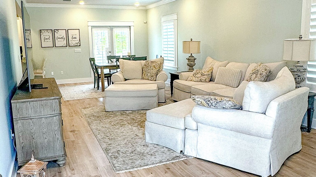 Photo of Livingroom in Panacea
