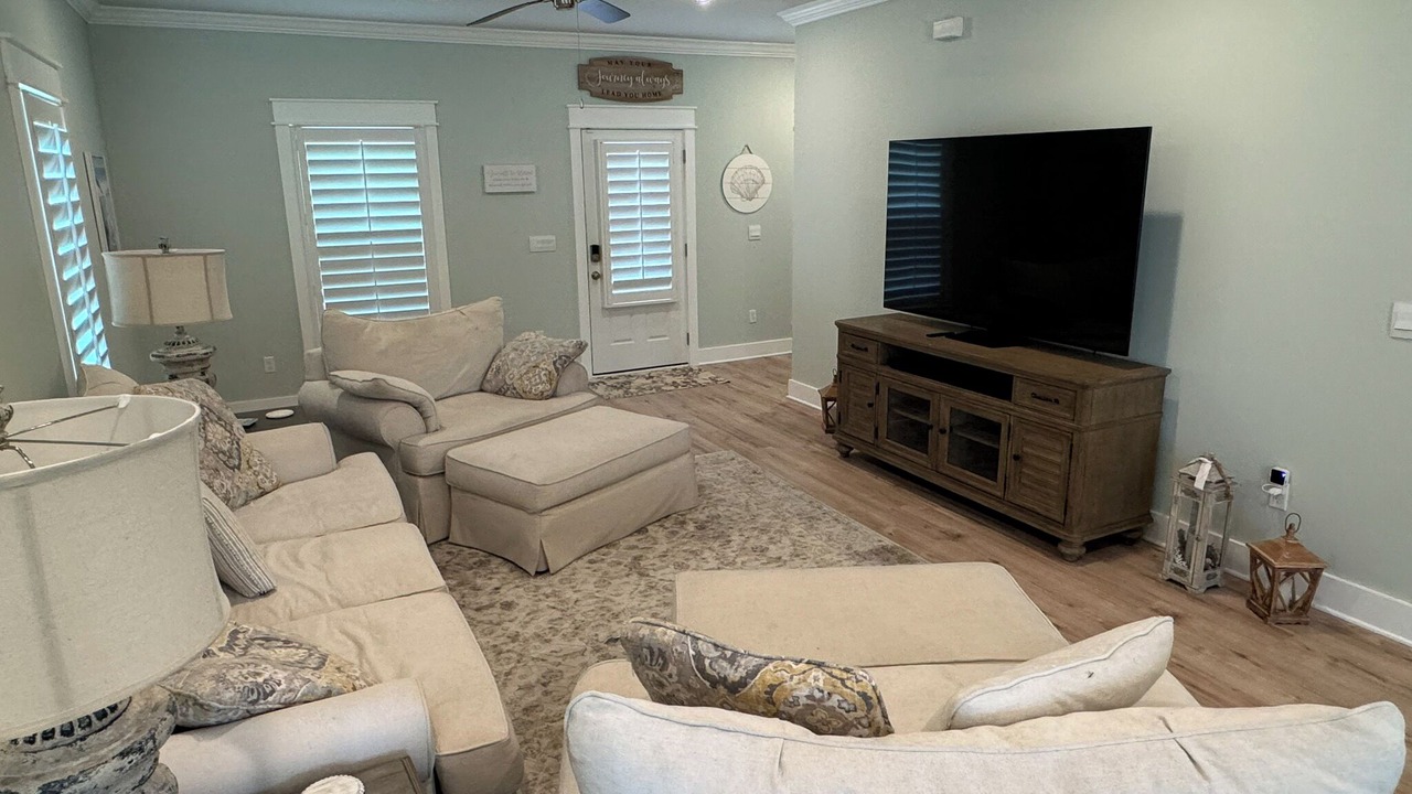 Photo of Livingroom in Panacea