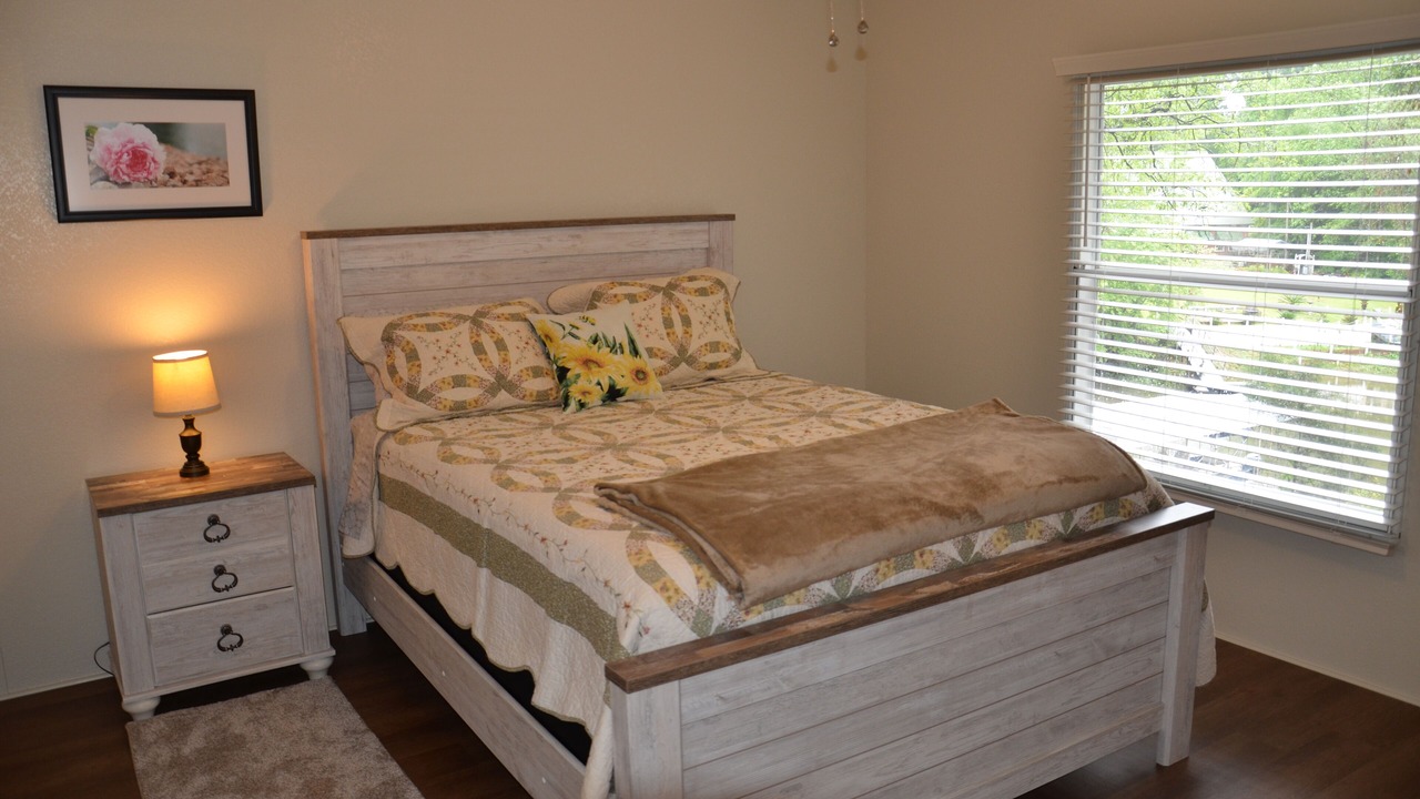 Photo of Bedroom in Abbeville