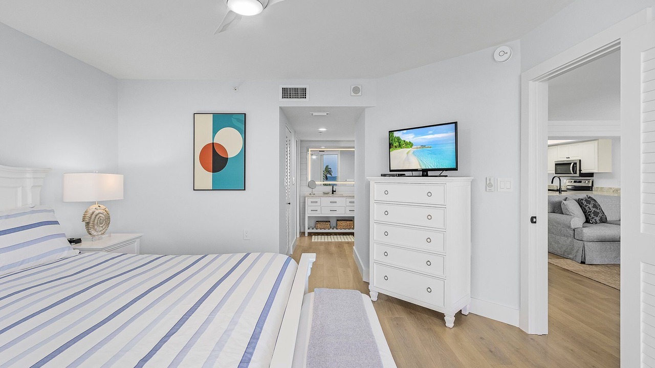 Photo of Bedroom in Pelican Bay