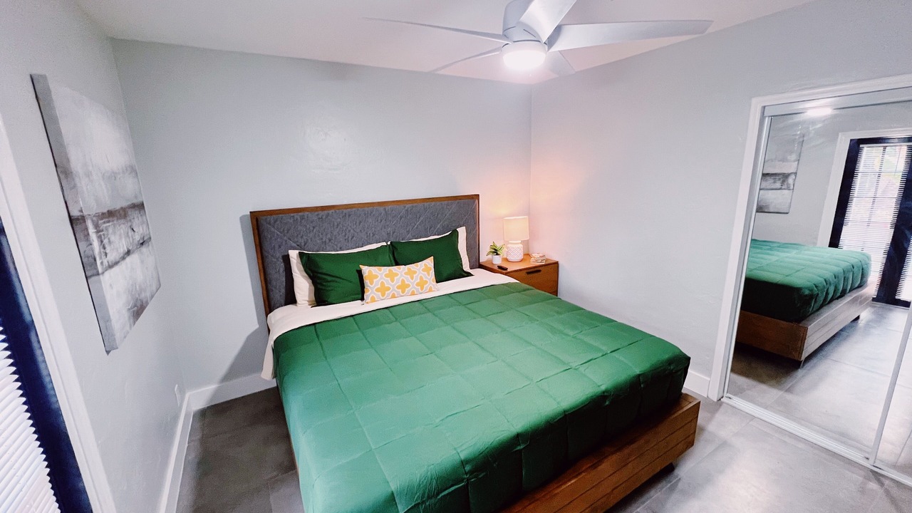 Photo of Bedroom in Lake Ridge