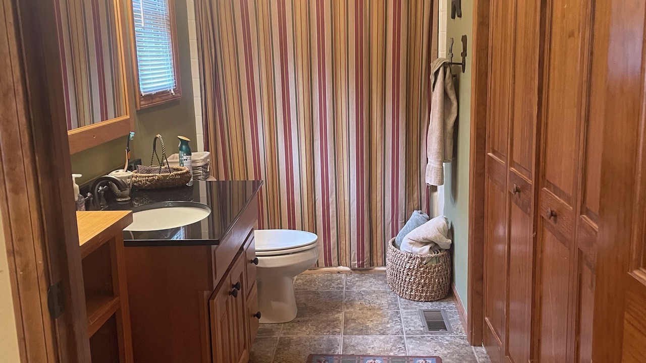 Photo of Bathroom in Unaka