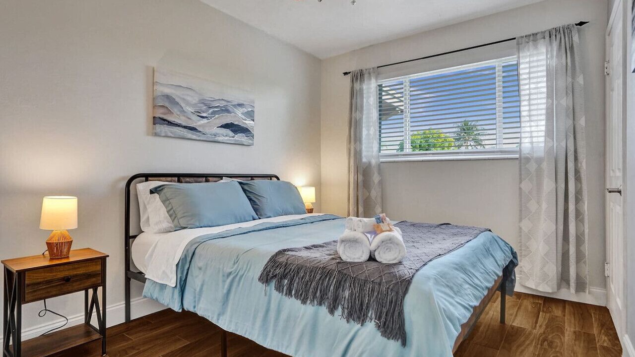 Photo of Bedroom in Sunset