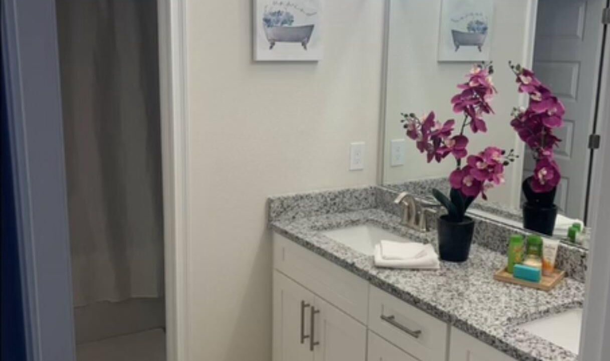 Photo of Bathroom in Leesburg